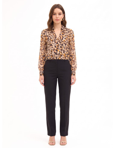 Blusa Balão em Georgette Estampada com Gotas de Lurex e Decote em V Transpassado Rinascimento