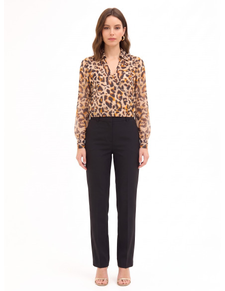 Blusa Balão em Georgette Estampada com Gotas de Lurex e Decote em V Transpassado Rinascimento