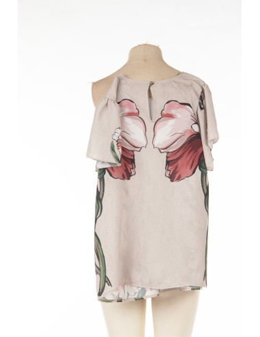 Blusa com maxiflores e mangas com folhos Rinascimento