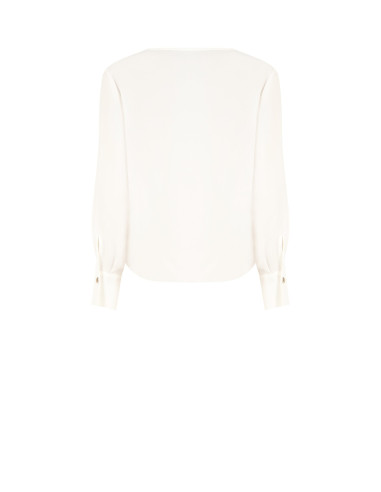 Blusa Ampla em Cetim Mate com Decote em V Cruzado e Colar de Lenço e Corrente Rinascimento