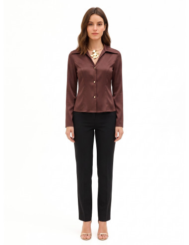 Camisa cintada e curta em cetim com colar a condizer Rinascimento