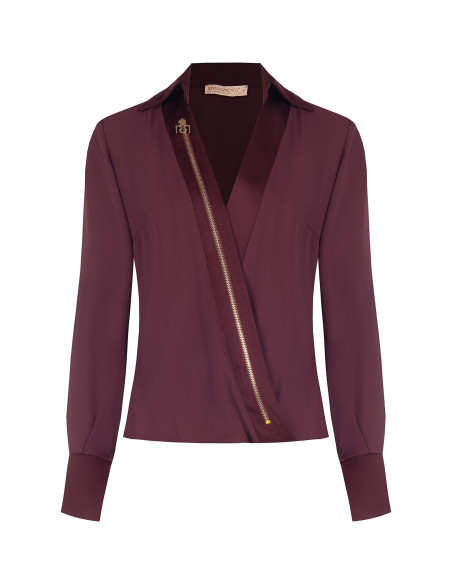 Camisa cintada em georgette com decote em V, gola em cetim e alças Rinascimento