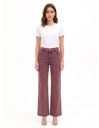 Jeans Wide Leg elásticos com efeito usado Rinascimento