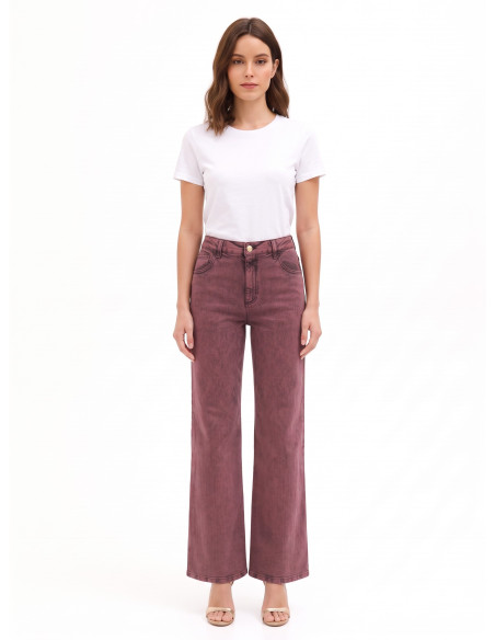 Jeans Wide Leg elásticos com efeito usado Rinascimento
