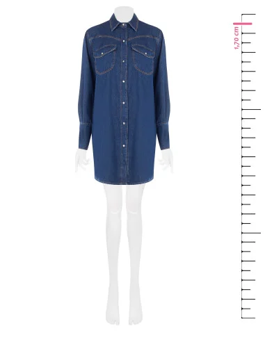 Vestido curto oversized tipo camisa em ganga, com bolsos e botões de pressão Rinascimento