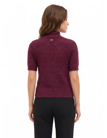 Camisola Fluffy de Manga Curta com Fio Lurex de Efeito Brilhante Rinascimento