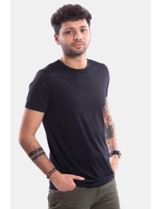 T-Shirt básica Rodrigo Cor sólida