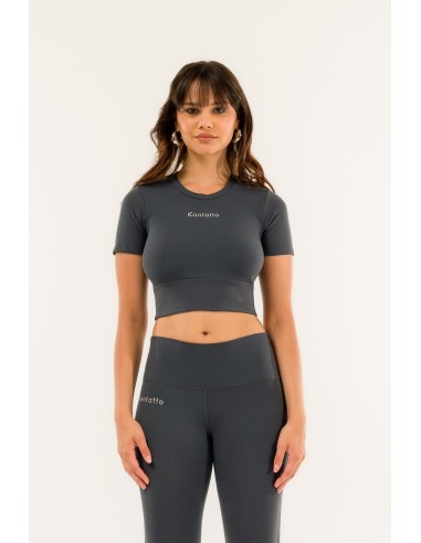 T-shirt com corte Kontatto