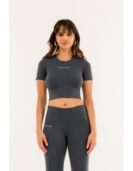 T-shirt com corte Kontatto