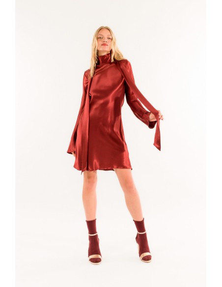 Vestido curto com cachecol Kontatto