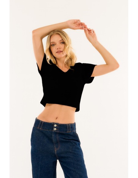 Kontatto de manga curta com decote em V recortado