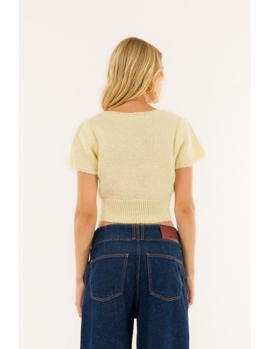 Kontatto de manga curta com decote em V recortado