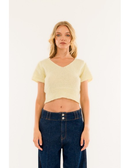 Kontatto de manga curta com decote em V recortado