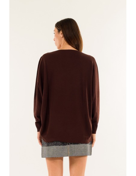 Decote em V sobre Kontatto