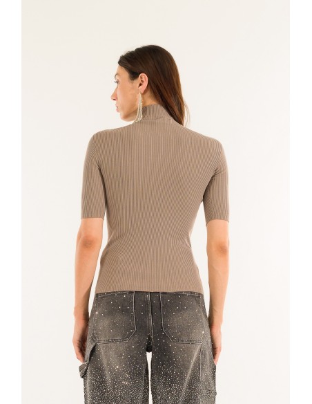 Motivos Lobo-cubo com nervuras Kontatto