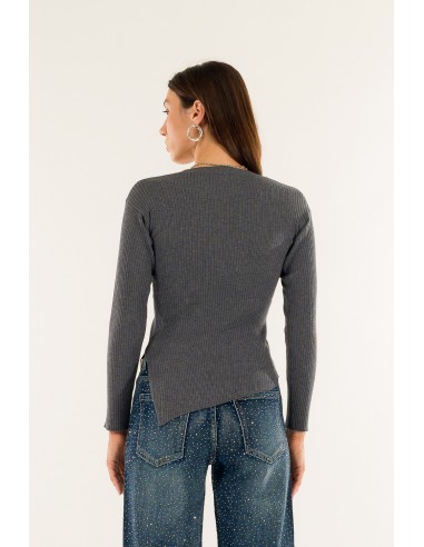 Decote assimétrico Madonna Kontatto