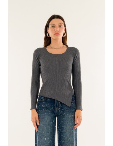 Decote assimétrico Madonna Kontatto