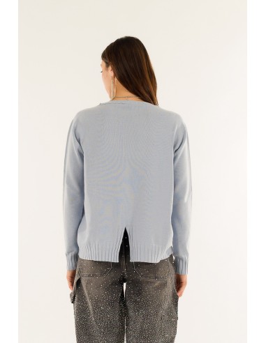 Fenda nas costas com colar de gola Kontatto