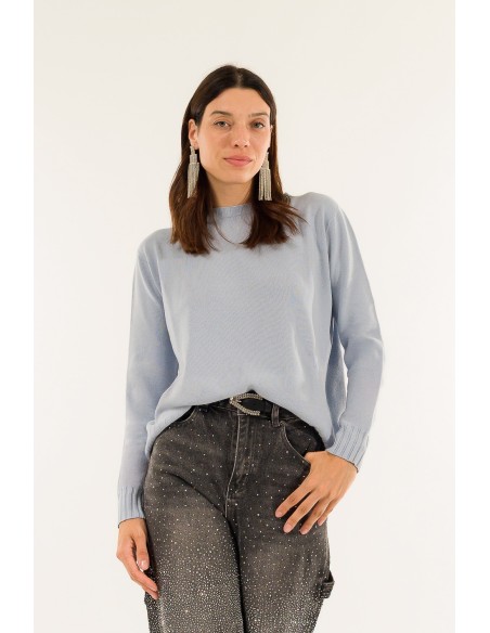 Fenda nas costas com colar de gola Kontatto