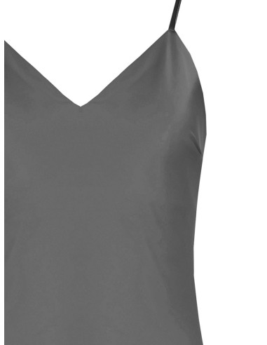 Vestido comprido de saiote de cetim com pormenores de renda Rinascimento