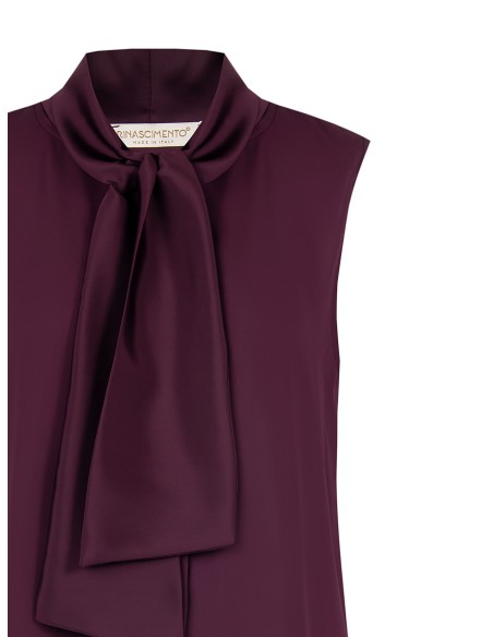 Top de georgette largo com cachecol Rinascimento