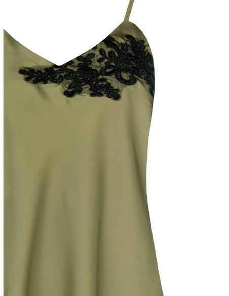 Top de cetim plissado com pormenores de renda Rinascimento