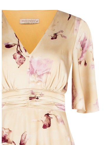 Vestido comprido império de cetim com flores grandes e decote em bico cruzado Rinascimento