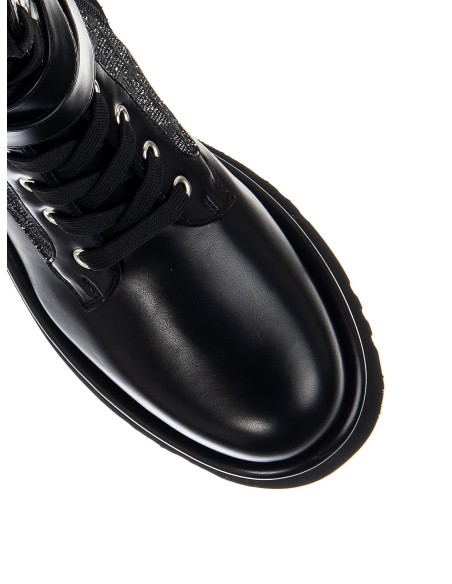 Ankle Boot com laço e pormenor de brilhantes e padrão de logótipo Rinascimento