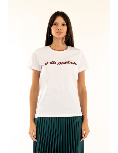 Bordado de T-Shirt Kontatto