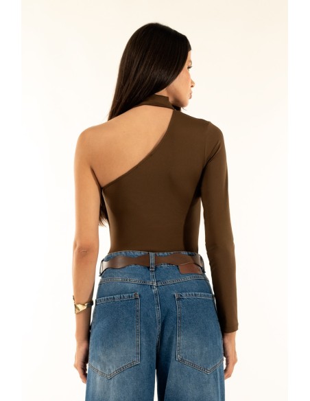 Body assimétrico Kontatto