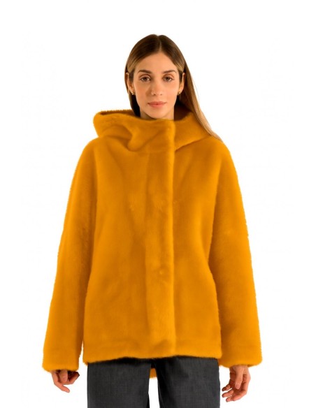 Kimono de pelo com capuz Kontatto