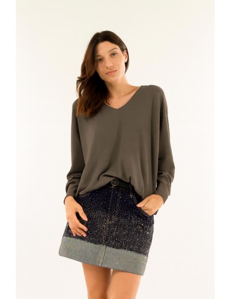 Decote em V sobre Kontatto