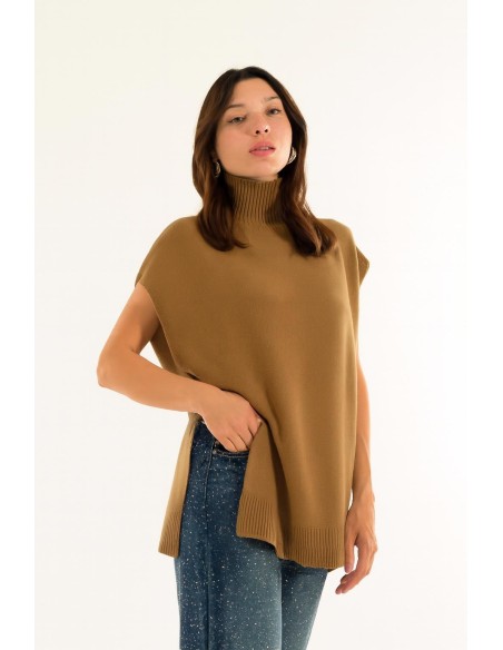 Poncho de gola alta Kontatto