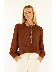 Camisa com gola aparada Kontatto 2