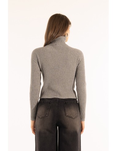 Gola alta com nervuras Kontatto