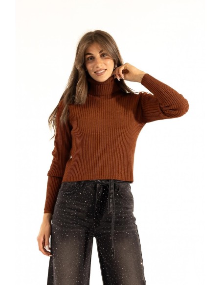 Gola alta com nervuras Kontatto