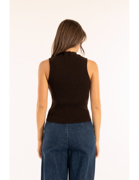 T-shirt com nervuras Kontatto