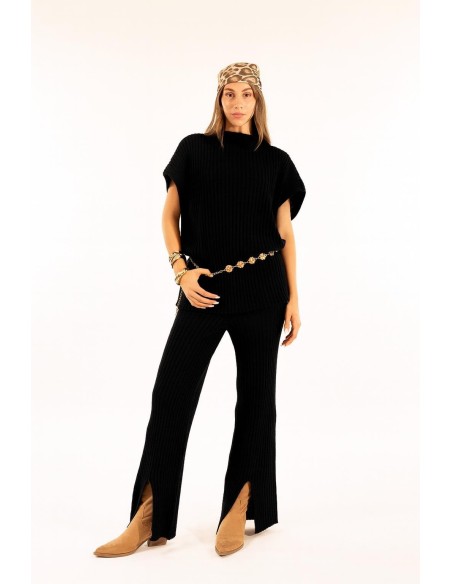 Calças com fendas com nervuras Kontatto