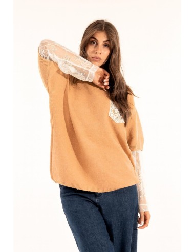 Manga de camisola e bolso de renda Kontatto