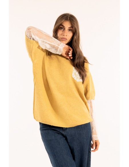 Manga de camisola e bolso de renda Kontatto