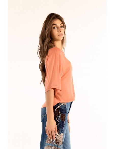 T-Shirt de cetim sobre Kontatto