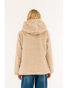 Capuz de pele Kontatto 2