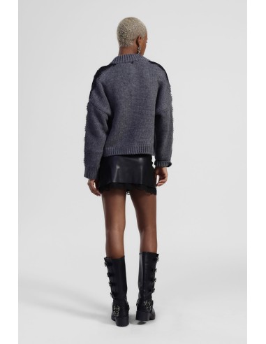 Saia curta com barra em renda e corte reto Dixie