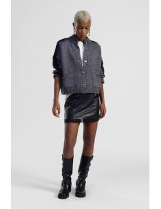 Saia curta com borda em renda e corte reto Dixie