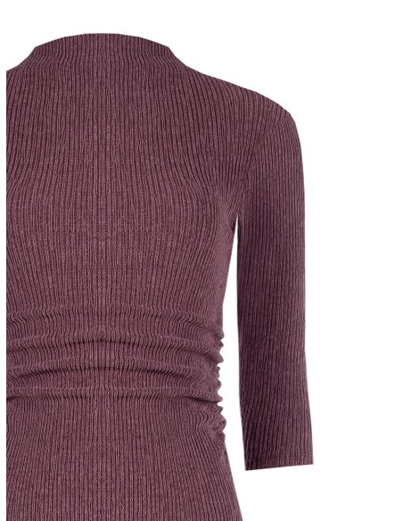 Vestido tubinho em tecido gofrado canelado franzido nas ancas Rinascimento