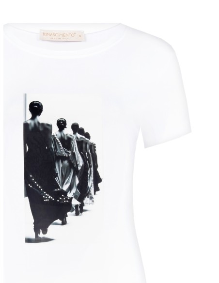 T-shirt regular em mistura de algodão com estampa "Cat" e strass Rinascimento