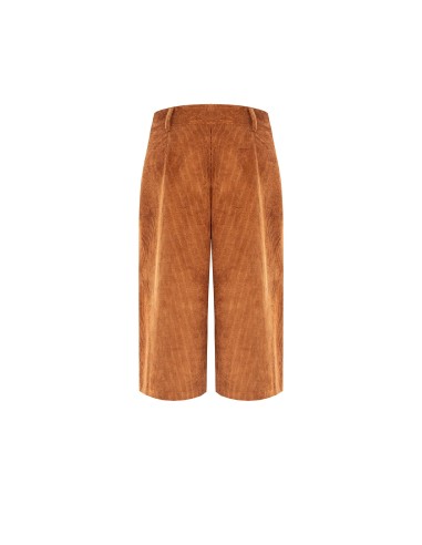 Bermuda em veludo cotelê com pinças duplas e bolsos Rinascimento