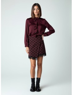 Minissaia Assimétrica de Poás Flocados com Renda Rinascimento