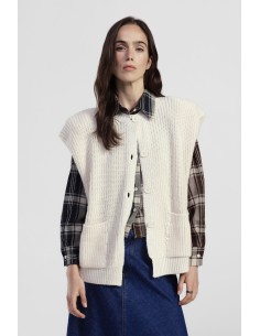 Colete de Malha com Bolsos Frontais e Botões Dixie