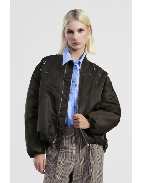 Casaco Bomber com Pérolas Aplicadas e Barra Franzida Dixie